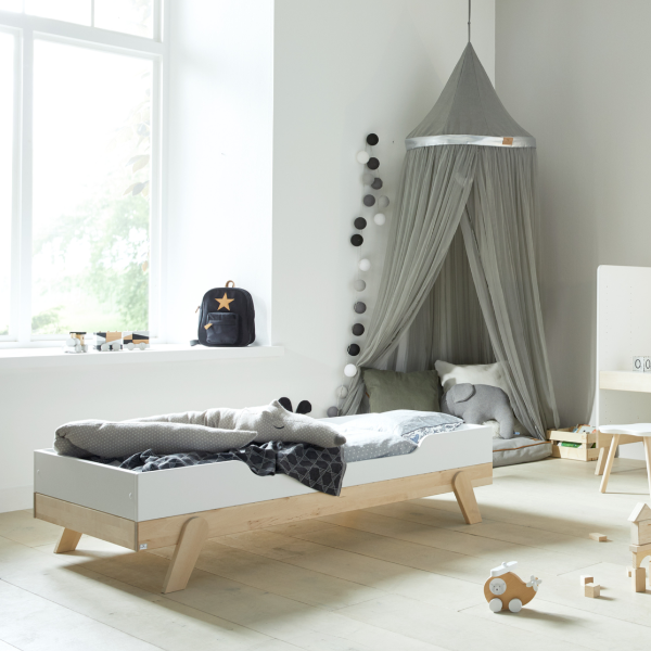 Toddler bed-Little Nordic